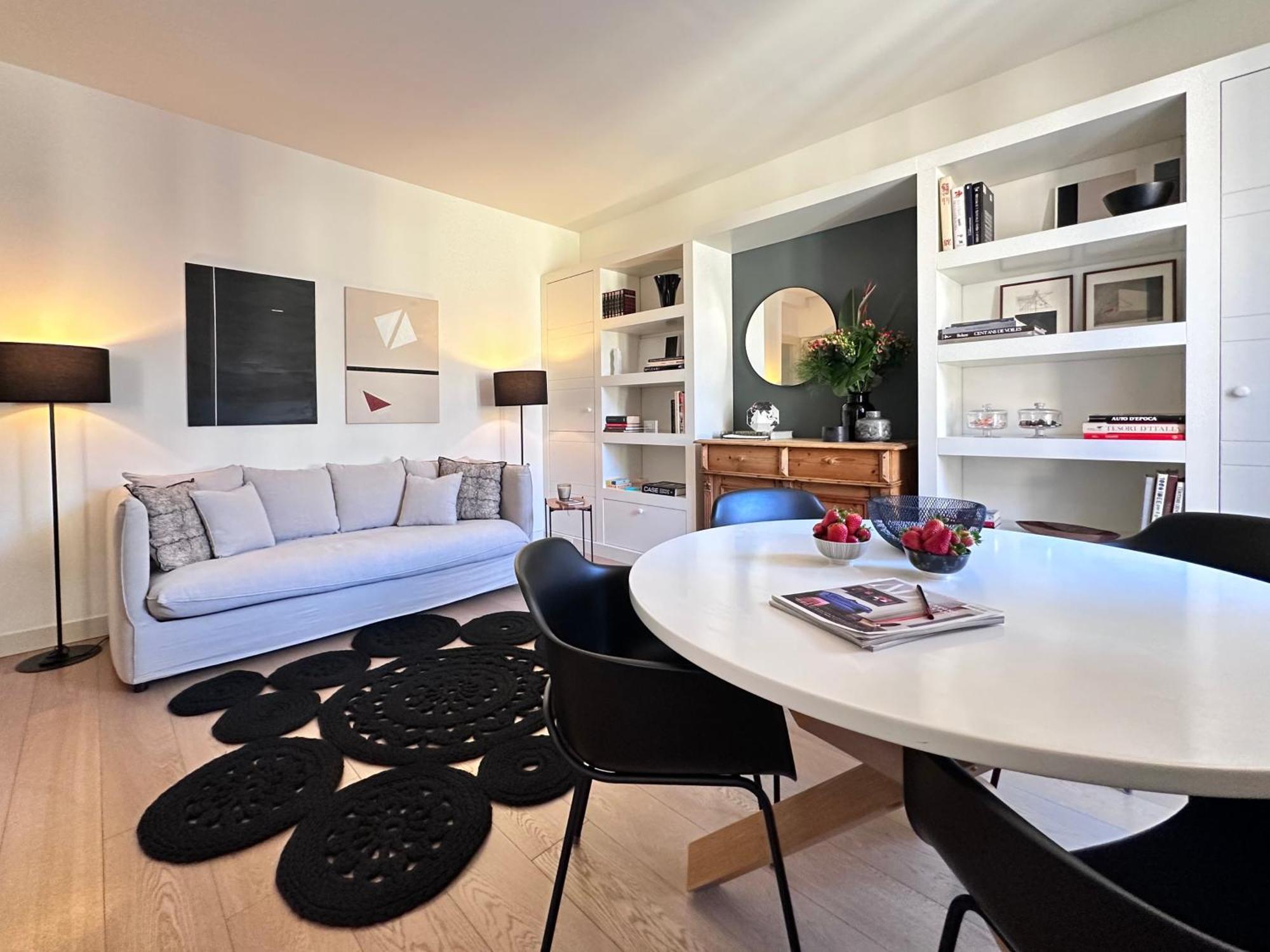 Lily Pads -Elegant Apartment- In The City Center Mailand Exterior foto